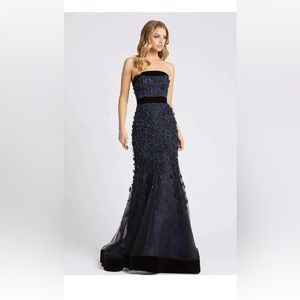 Maccduggal gown!